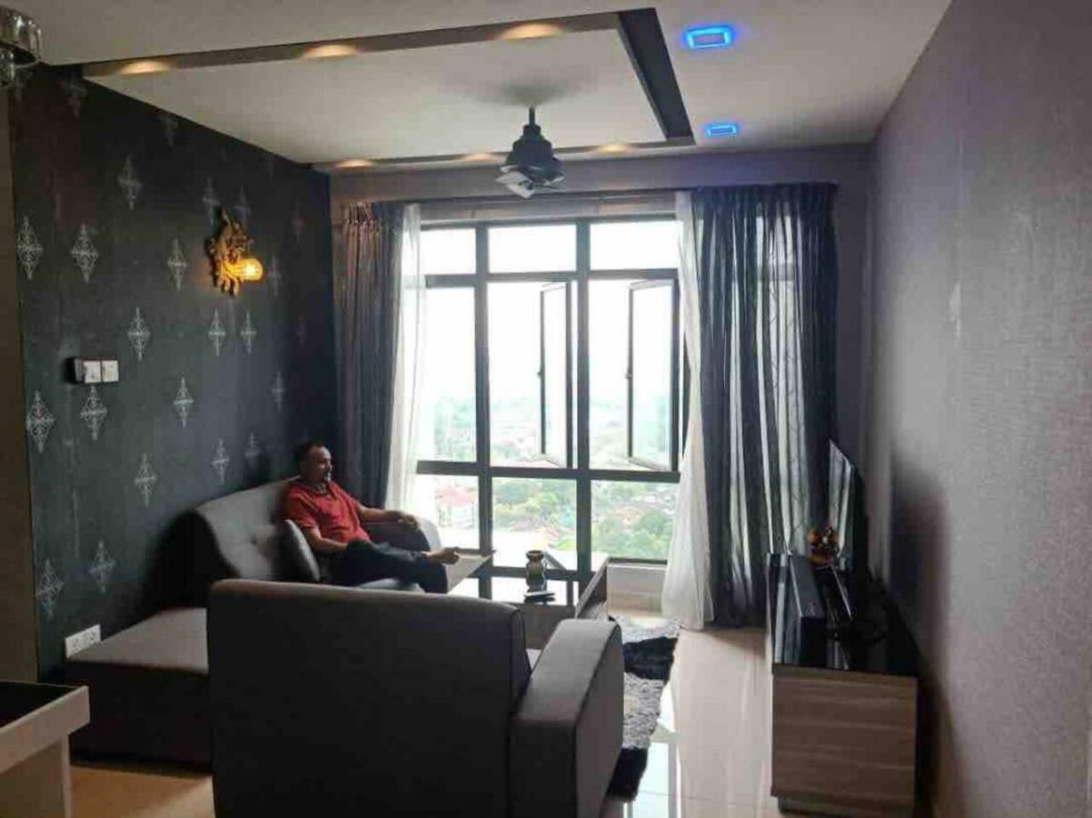 Bahaamas@arc * Johor Bahru